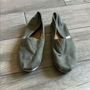 Toms Olive Green Flats